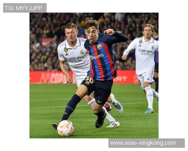 加维拉足球明星最新阵容揭晓球迷期待新赛季精彩表现