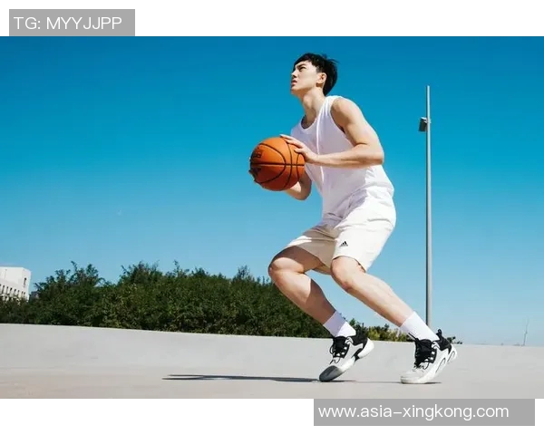 篮球明星保安的传奇人生从球场到保卫岗位的精彩转身与奋斗故事